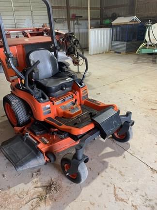 Image of Kubota ZD1011 equipment image 3