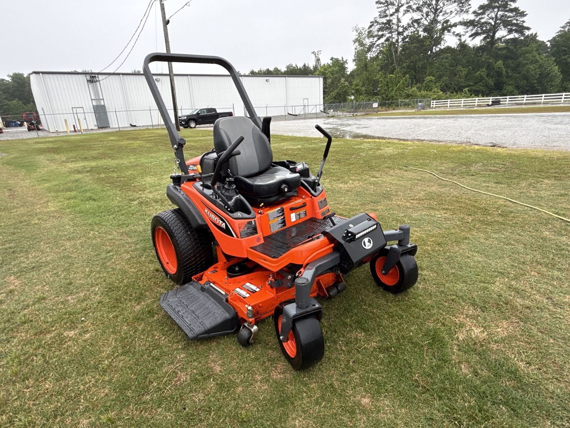 2017 Kubota ZD1211 Equipment Image0