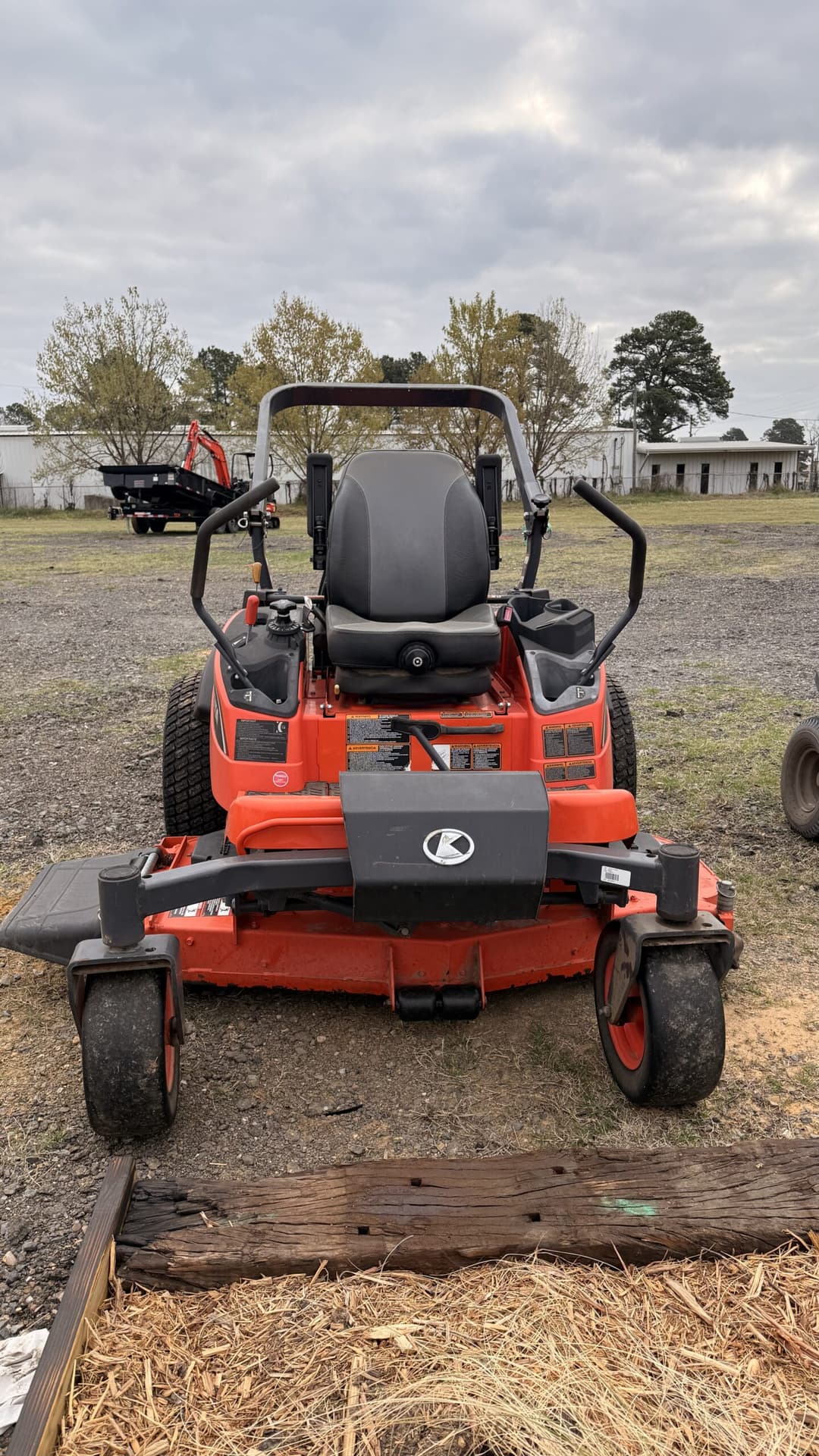 Image of Kubota ZD1211-3-60 Image 0
