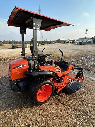 Image of Kubota ZD1211L equipment image 3