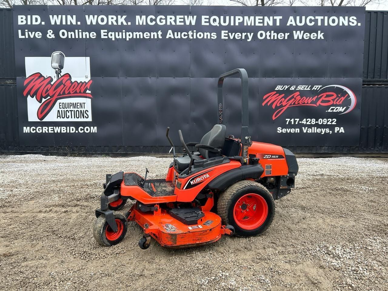 2017 Kubota ZD1511LF Equipment Image0