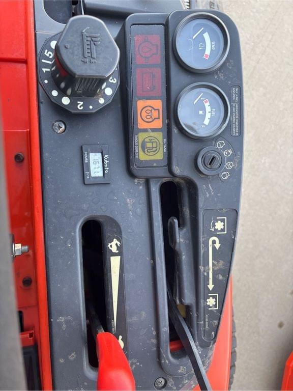 Image of Kubota ZD326 equipment image 4
