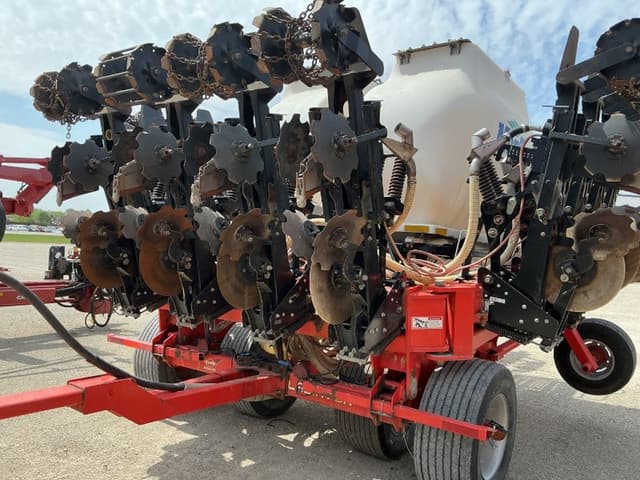 Image of Kuhn Krause Gladiator 1205-1230 equipment image 2