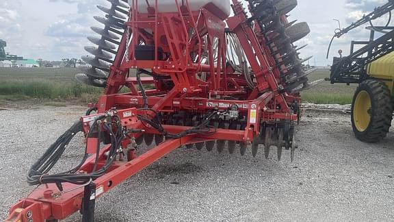 Image of Kuhn Krause Excelerator 8005 equipment image 4
