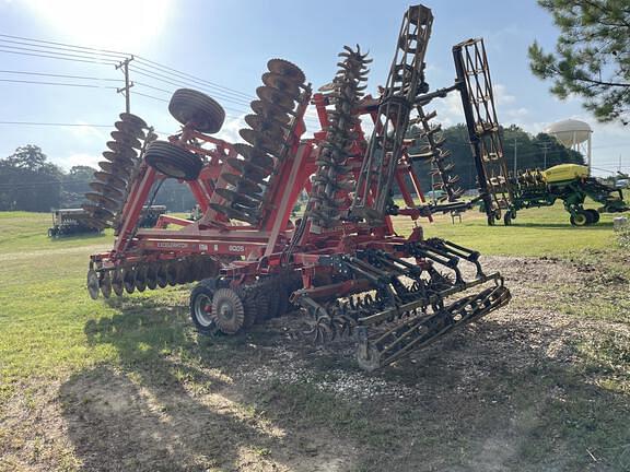 Image of Kuhn Krause Excelerator 8005 equipment image 2