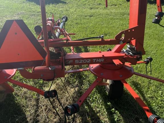 Image of Kuhn GF5202THA equipment image 3