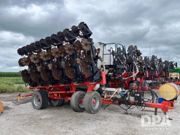 Image of Kuhn Krause Gladiator 1205 equipment image 1