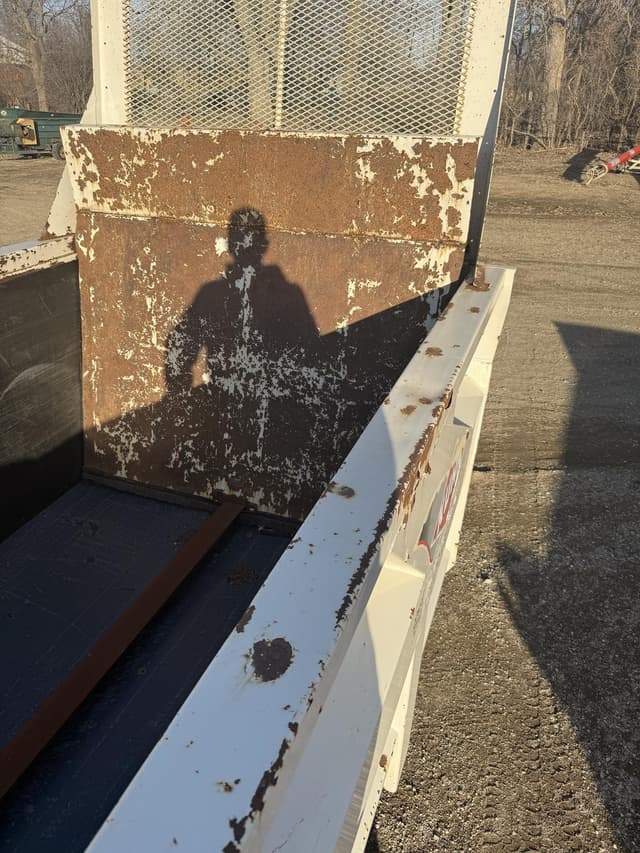 Image of Kuhn Knight 2054VB equipment image 4