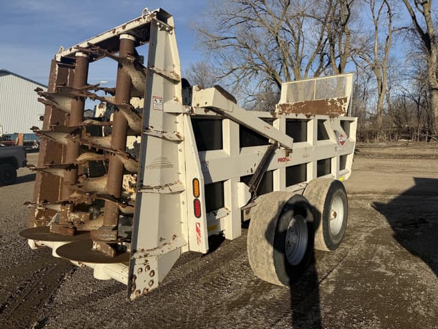 Image of Kuhn Knight 2054VB equipment image 2