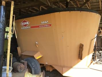 Main image Kuhn Knight 5042