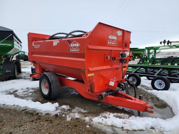 Image of Kuhn Knight RA136 equipment image 1
