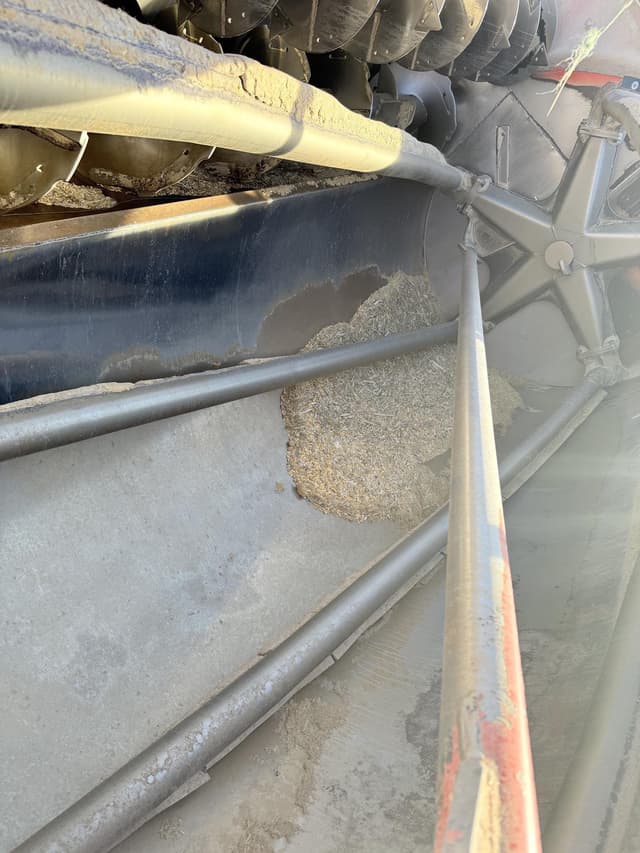 Image of Kuhn Knight RA142 equipment image 4