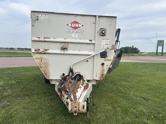 Image of Kuhn Knight RC250 equipment image 1