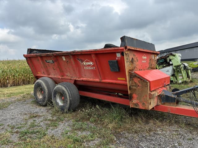 Image of Kuhn Knight SL124 equipment image 1
