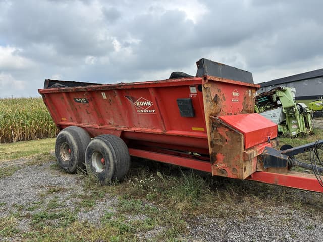 Image of Kuhn Knight SL124 equipment image 1