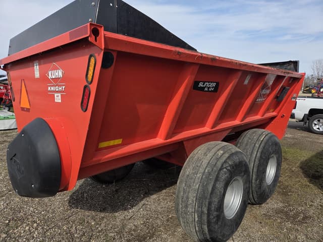 Image of Kuhn Knight SL124 equipment image 4