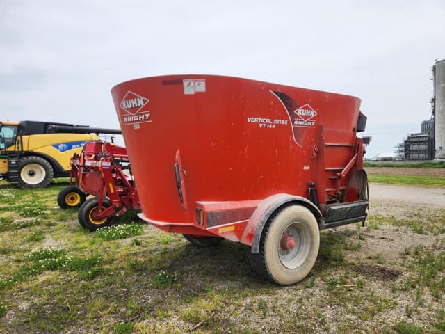 Image of Kuhn Knight VT 144 equipment image 2