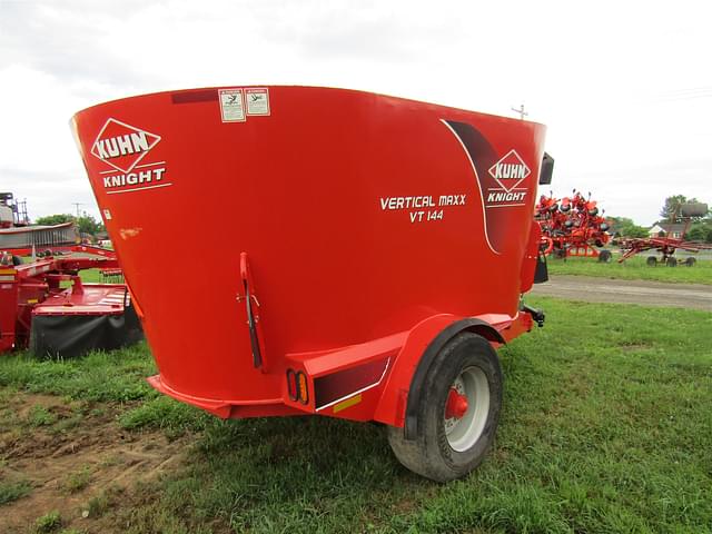 Image of Kuhn Knight VT 144 equipment image 3