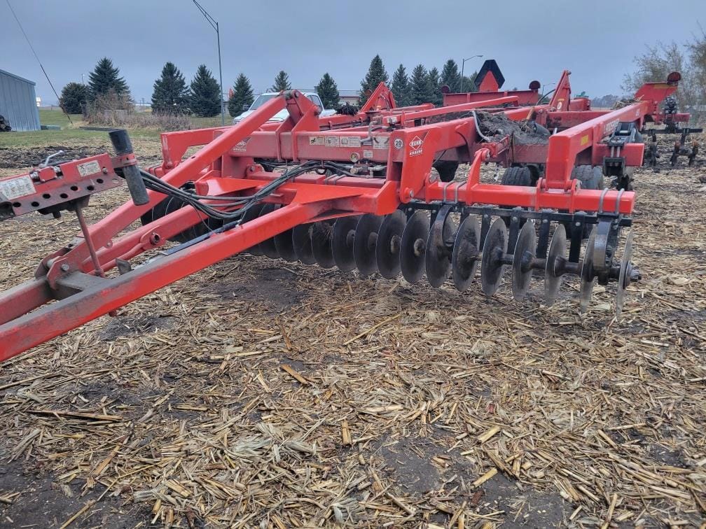 2017 Kuhn Krause 4810-11 Equipment Image0