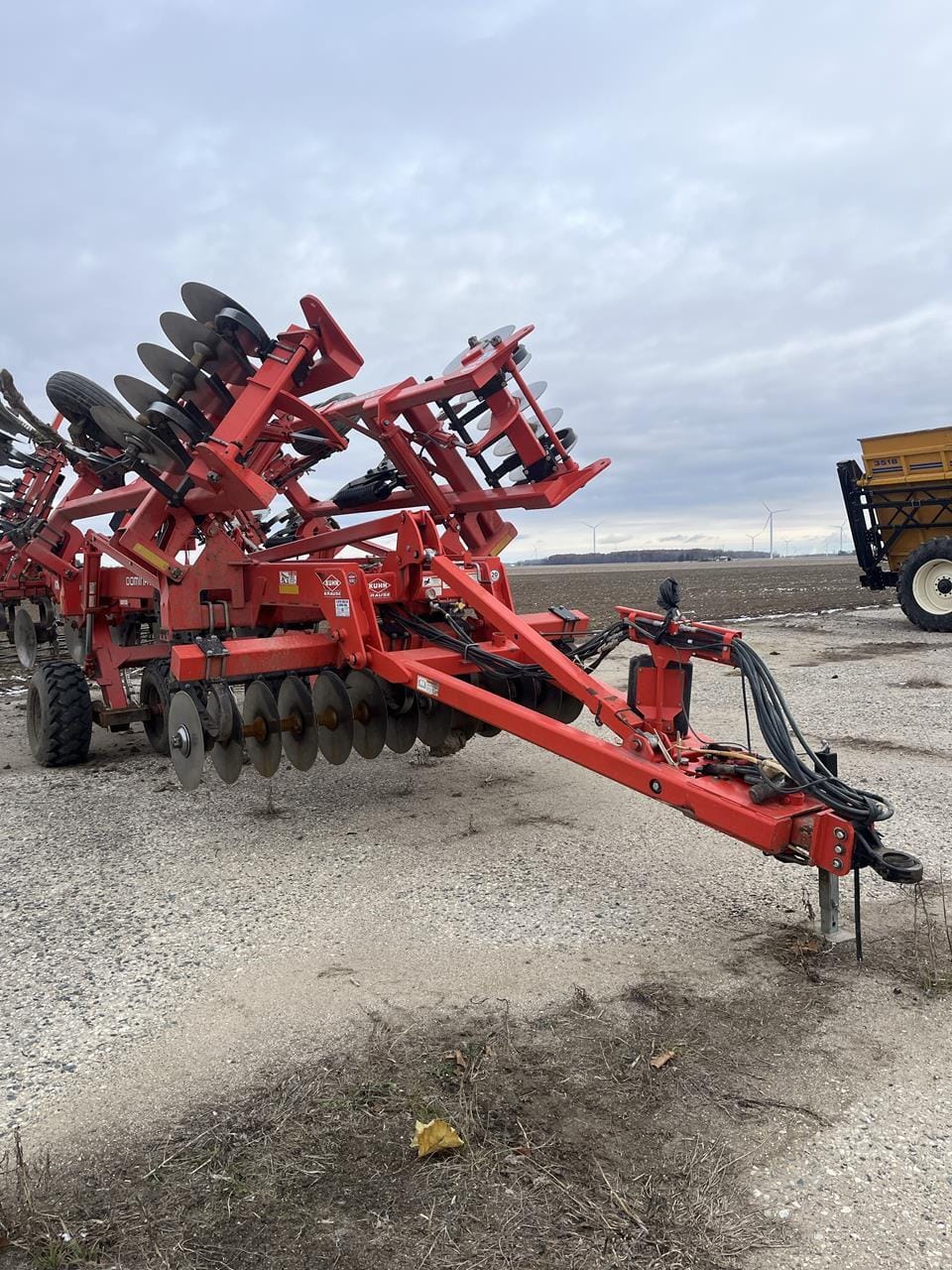 2017 Kuhn Krause Dominator 4855-11 Equipment Image0