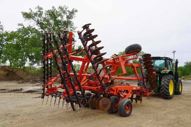 Image of Kuhn Krause 7300 equipment image 4