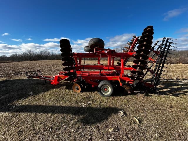Image of Kuhn Krause 7300 equipment image 1