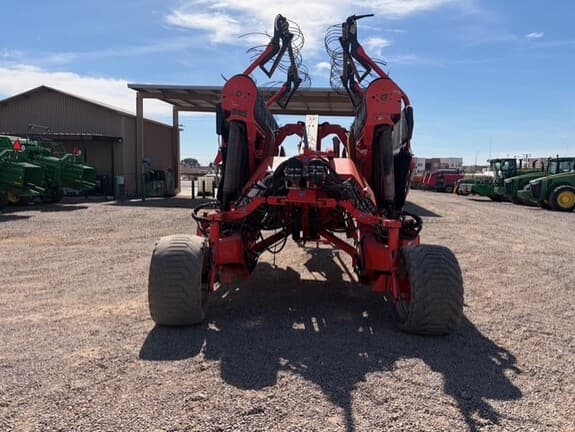 Image of Kuhn Merge-Maxx 902 equipment image 3