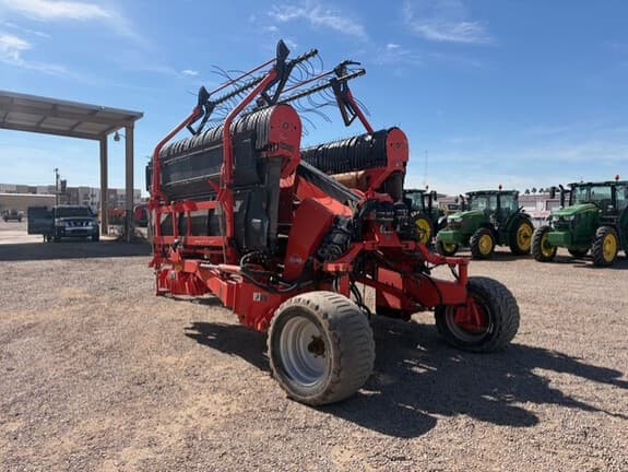 Image of Kuhn Merge-Maxx 902 equipment image 2