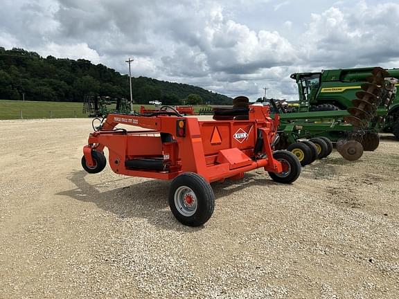 Image of Kuhn Merge-Maxx MM300 equipment image 2