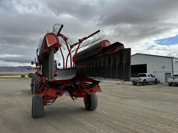 Image of Kuhn Merge-Maxx MM700 equipment image 2