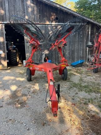 Image of Kuhn SR110 equipment image 2