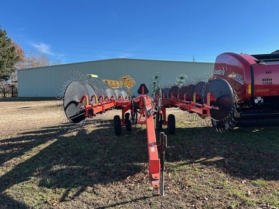 2017 Kuhn SR314 Equipment Image0