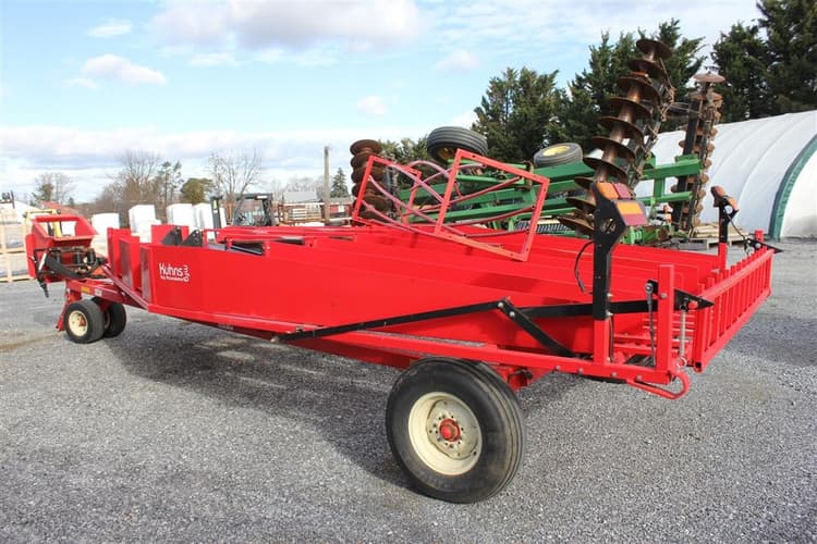 2017 Kuhns AE18 Hay and Forage Bale Accumulators/Movers for Sale
