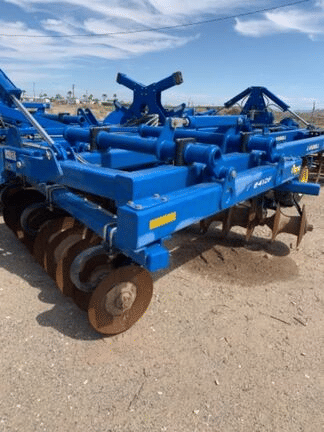 Main image Landoll 2410
