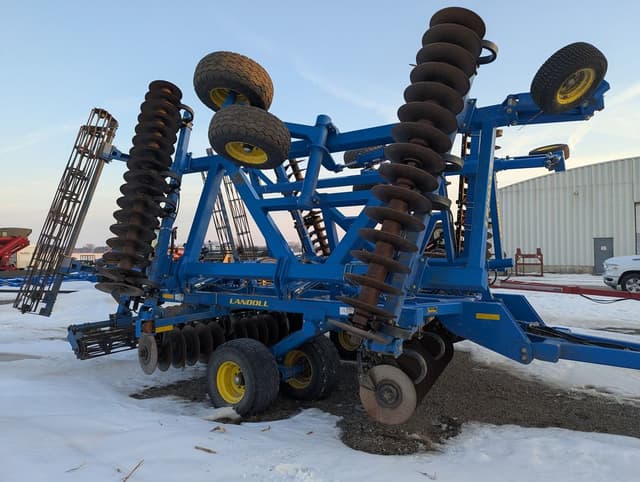 Image of Landoll 7431 equipment image 4