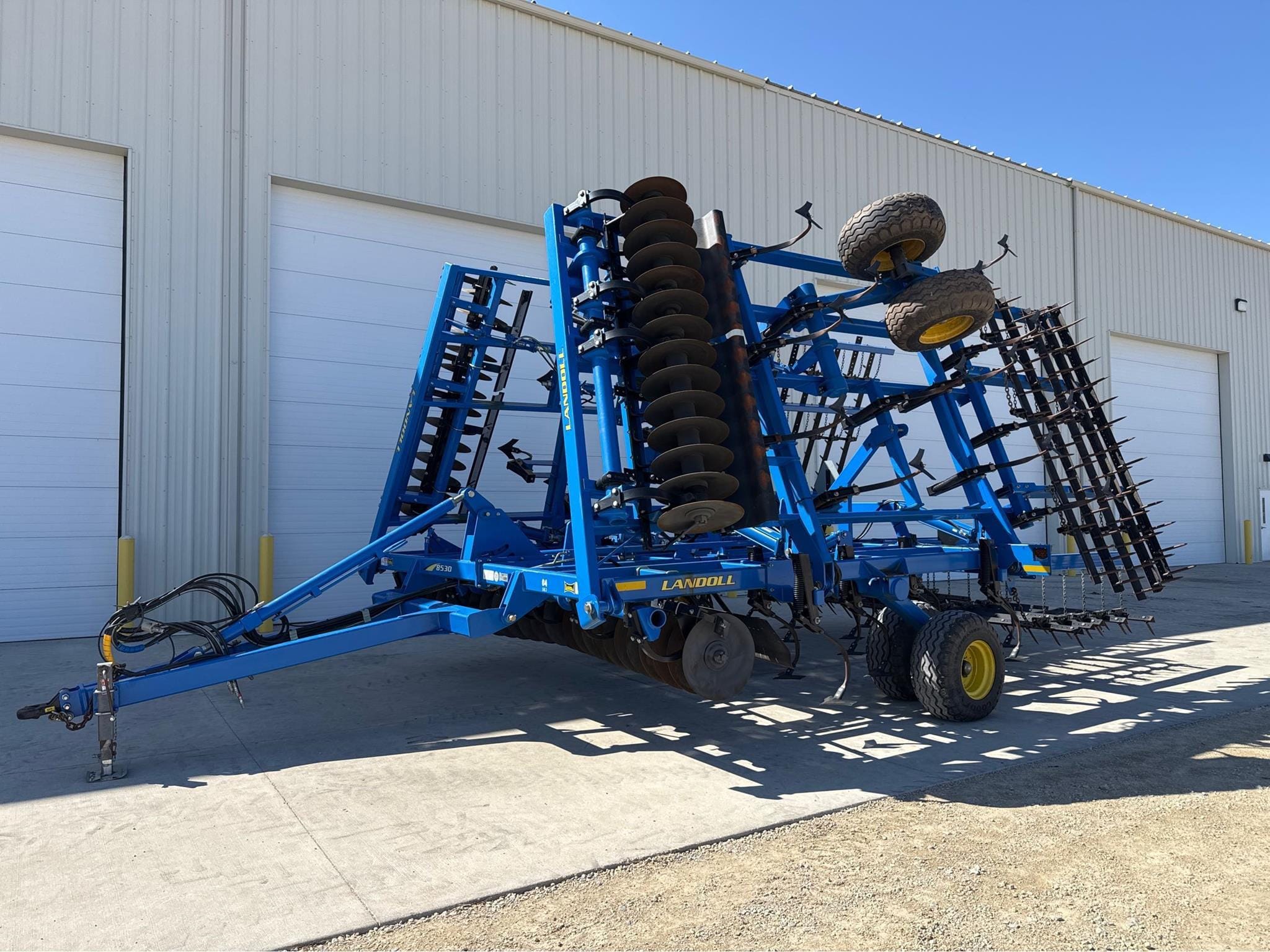 Main image Landoll 8530