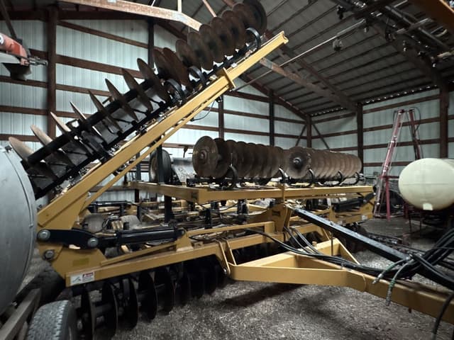 Image of Landoll 876 equipment image 1