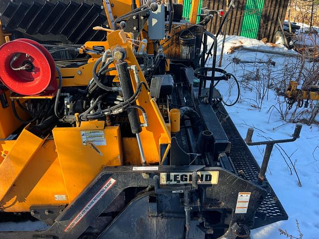 Image of LeeBoy 8500 equipment image 1