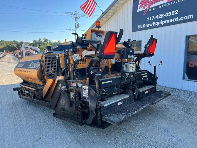 Image of LeeBoy 8515E equipment image 2