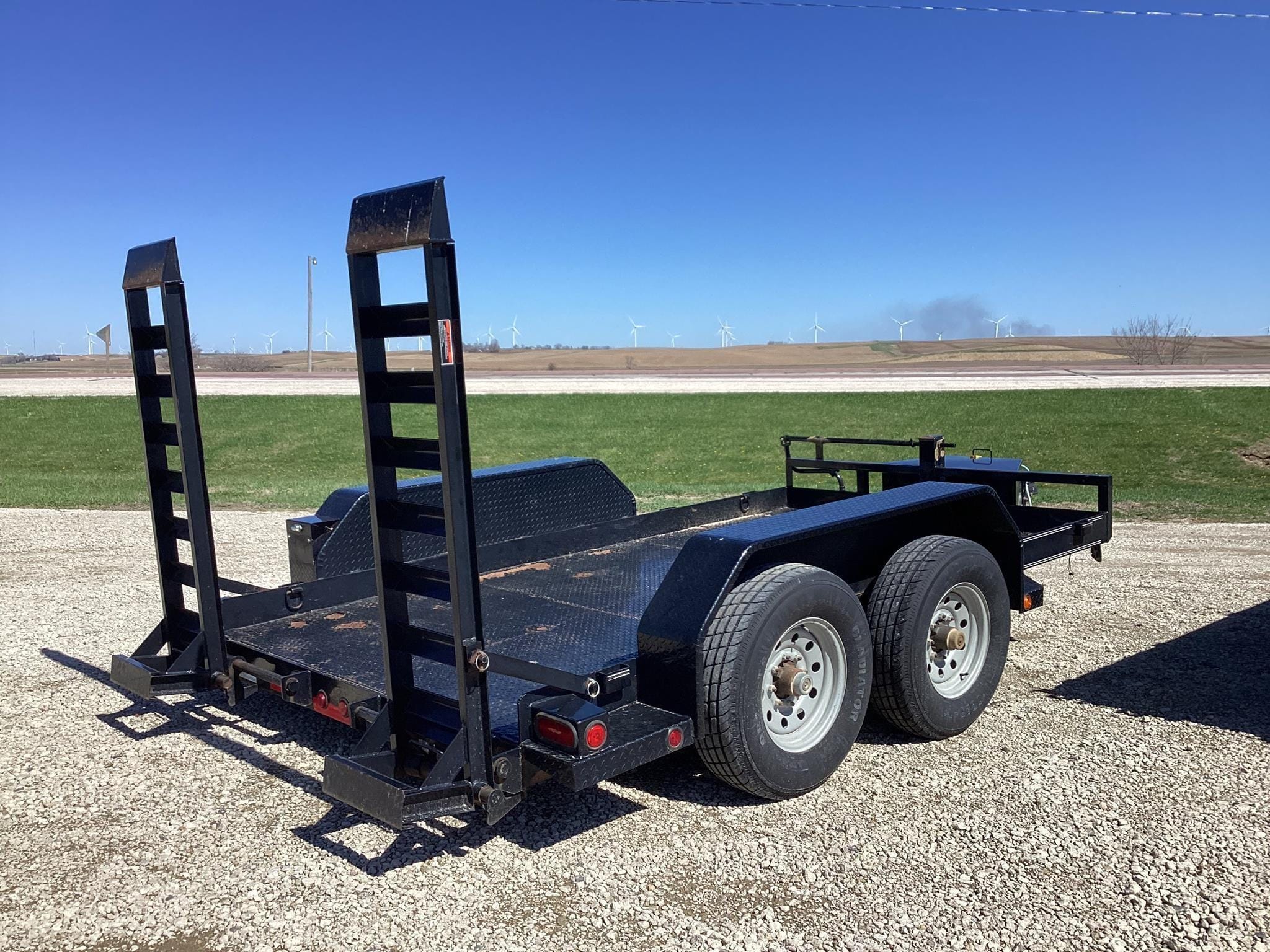 2017 Load Trail Undetermined Equipment Image0