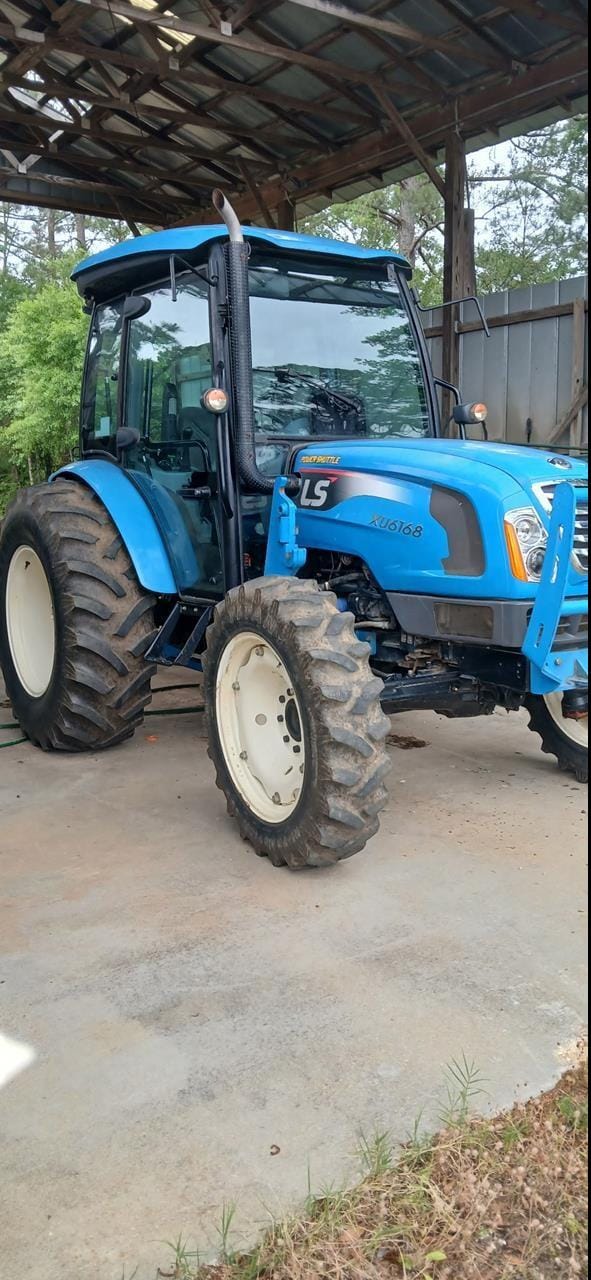 2017 LS XU6168 Equipment Image0
