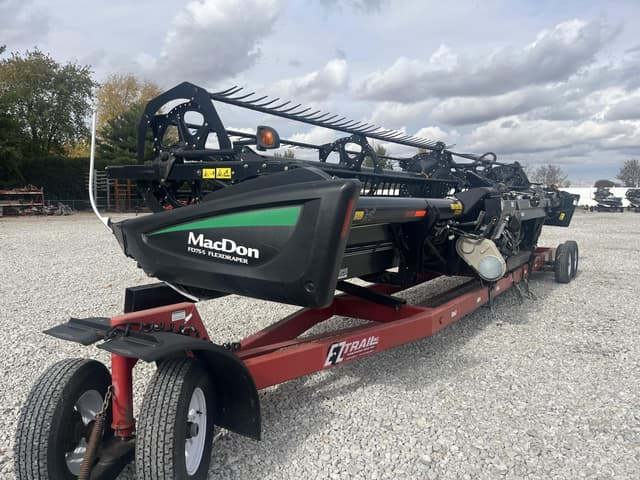 Image of MacDon FD75 equipment image 1