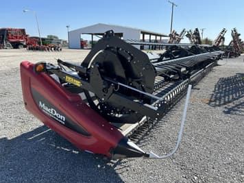 Main image MacDon FD75D