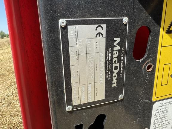 Image of MacDon FD75S equipment image 2