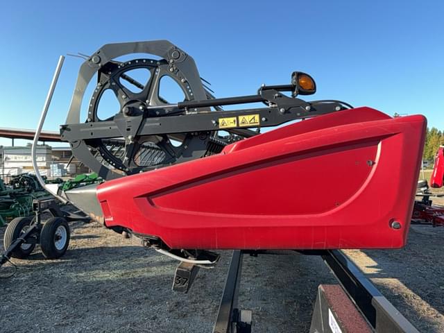 Image of MacDon FD75 equipment image 1