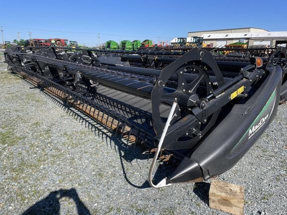 Main image MacDon FD75D