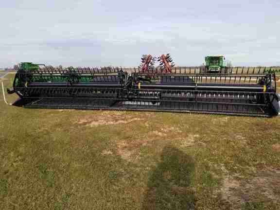 Main image MacDon FD75