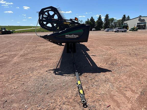 Image of MacDon FD75 equipment image 1