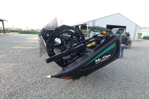 2017 MacDon FD75D Image