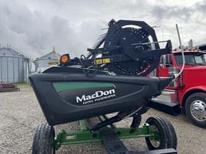 2017 MacDon FD75S Image